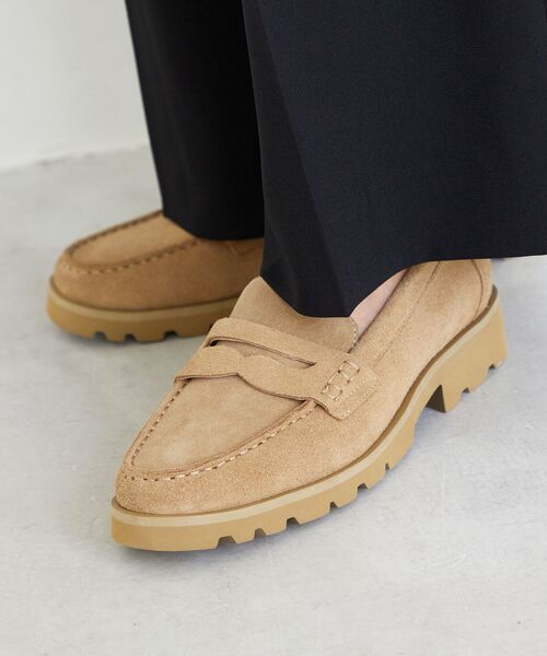 le.coeur blanc(ルクールブラン)の「ARTESANOS スエードローファー(ローファー・レディース・ベージュ・38/37)」の6枚目の写真