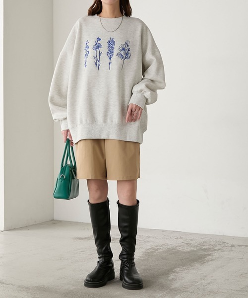 BONLECILL（ボンルシール）の「フラワー刺繍裏起毛スウェットプルオーバー（スウェット・レディース・ブラウン/オートミール/チャコールグレー/オフホワイト・FREE）」の7枚目の写真