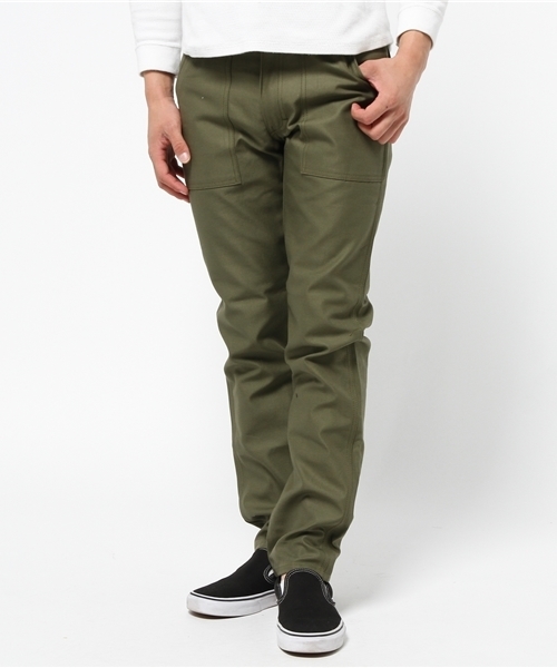 GUNG HO（ガンホー）の「BACK SATEEN SLIM BAKER PANTS/バックサテンスリムベイカーパンツ（その他パンツ・メンズ・オリーブ/ベージュ/ネイビー/ワイン/ブラック・28inch/32inch/30inch/34inch）」の3枚目の写真