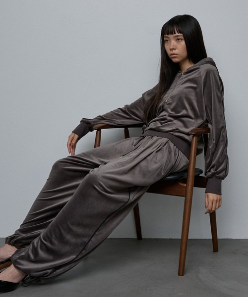 NOMINE（ノミネ）の「ベロアトラックパンツ（その他パンツ・レディース・グレー/ボルドー/ブラック・S/M）」の11枚目の写真