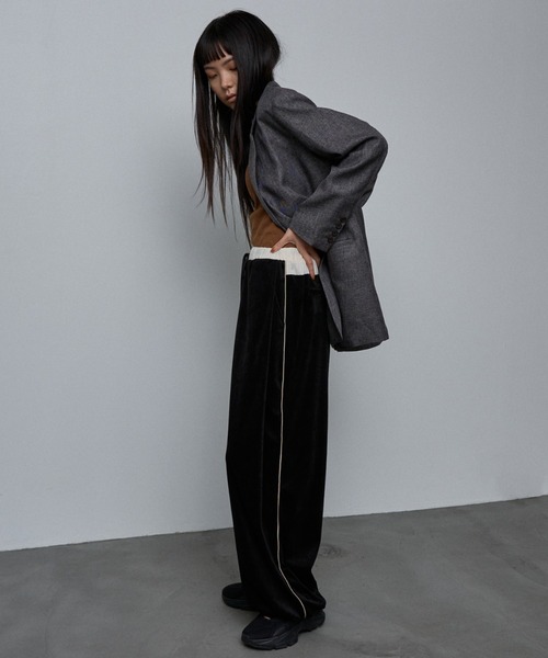 NOMINE（ノミネ）の「ベロアトラックパンツ（その他パンツ・レディース・グレー/ボルドー/ブラック・S/M）」の5枚目の写真