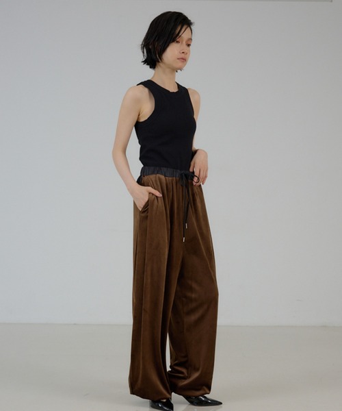 NOMINE(ノミネ)の「ベロアトラックパンツ(その他パンツ・レディース・ボルドー/ブラック/グレー/ブラウン・S/M)」の9枚目の写真
