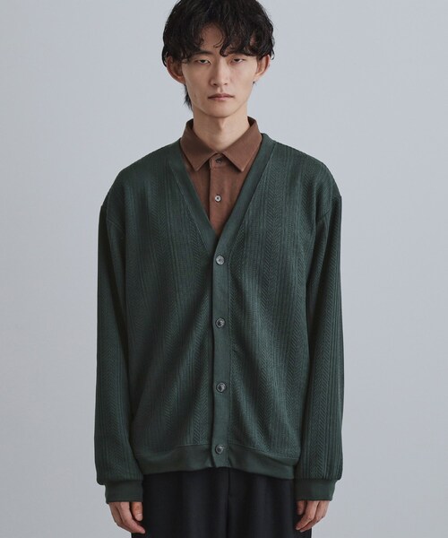 tk.TAKEO KIKUCHI（ティーケータケオキクチ）の「ニットライクジャカードカーディガン（カーディガン/ボレロ・メンズ・チャコールグレー/マスタード/モスグリーン・03/02/04）」の16枚目の写真