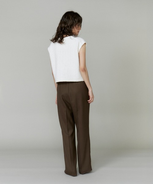 INED（イネド）の「ツイード風ニットジレ【アンサンブル対応】（カーディガン/ボレロ・レディース・オフホワイト/ブラウン・9号）」の6枚目の写真