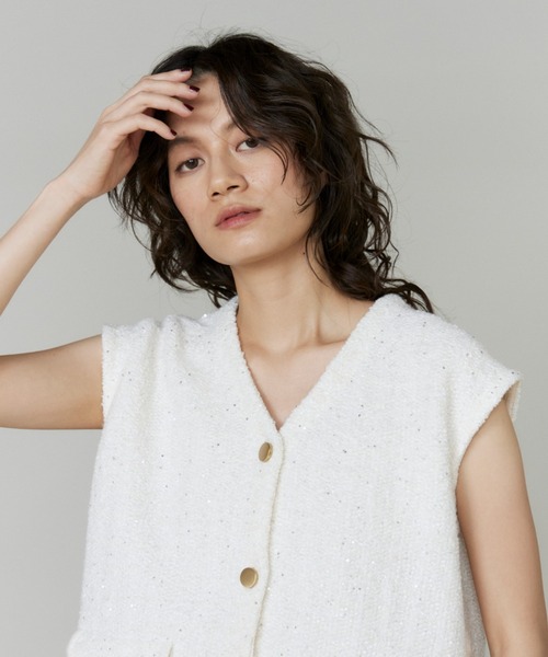 INED（イネド）の「ツイード風ニットジレ【アンサンブル対応】（カーディガン/ボレロ・レディース・オフホワイト/ブラウン・9号）」の16枚目の写真