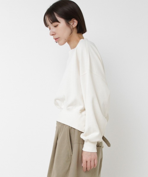 RNA-N（アールエヌエーエヌ）の「M2567 ピグメントダイスウェット（スウェット・レディース・スミクロ/キナリ/グレイッシュベージュ・FREE）」の10枚目の写真