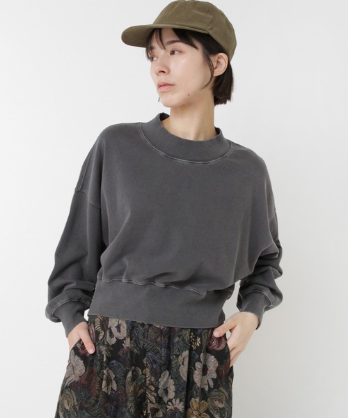 RNA-N（アールエヌエーエヌ）の「M2567 ピグメントダイスウェット（スウェット・レディース・スミクロ/キナリ/グレイッシュベージュ・FREE）」の6枚目の写真