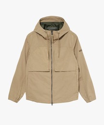 AIGLE（エーグル）の「撥水 ワンポイントロゴ刺繍 ダブルポケット フーデッドジャケット（マウンテンパーカー）」