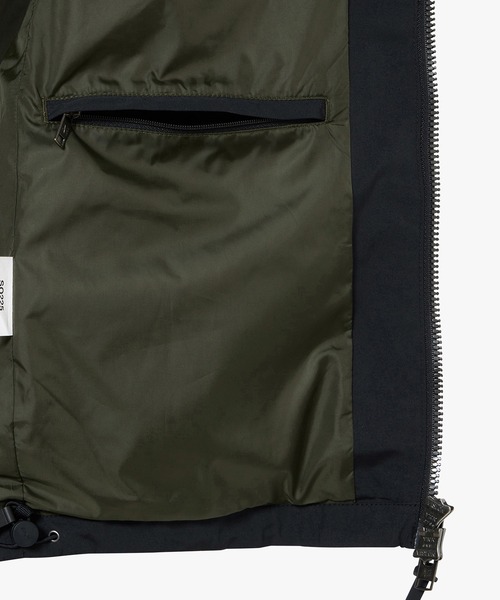 AIGLE（エーグル）の「撥水 ワンポイントロゴ刺繍 ダブルポケット フーデッドジャケット（マウンテンパーカー・メンズ・ブラック/モスグリーン/ベージュ・L/M/S）」の20枚目の写真