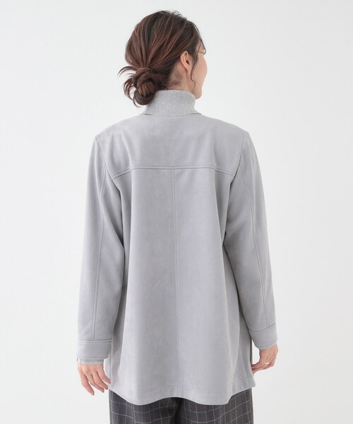 DRESKIP(ドレスキップ)の「【S-LL】上品さを纏う やわらかフェイクスエード ミドル丈ブルゾン(ブルゾン・レディース・ライトベージュ/ライトブルー/チャコールグレー・02/01/04/03)」の4枚目の写真