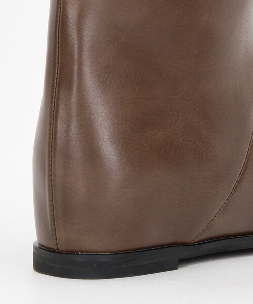 ATELIER BRUGGE（アトリエブルージュ）の「ATELIER BRUGGE/アトリエブルージュ インヒールロングブーツ(22.5cm～24.5cmサイズ展開)（ブーツ・レディース・ブラウン/ブラック・SMALL/MEDIUM/LARGE）」の8枚目の写真