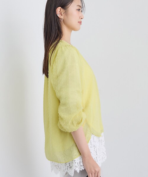 INDIVI(インディヴィ)の「【袖コンシャス】シアードットブラウス(シャツ/ブラウス・レディース・ライトグレー/ホワイト/スモーキーグリーン系/ブラック・36/13/05/38/15 )」の18枚目の写真