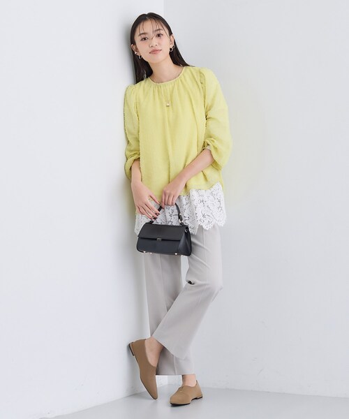 INDIVI(インディヴィ)の「【袖コンシャス】シアードットブラウス(シャツ/ブラウス・レディース・ライトグレー/ホワイト/スモーキーグリーン系/ブラック・36/13/05/38/15 )」の20枚目の写真