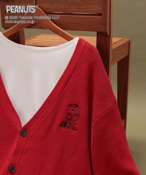 GLOBAL WORK（グローバルワーク）の「PEANUTS/ロゴVネックカーディガン/591295（カーディガン/ボレロ・レディース・ネイビー/マスタード/ダークグレー/レッド・LARGE/MEDIUM）」の7枚目の写真