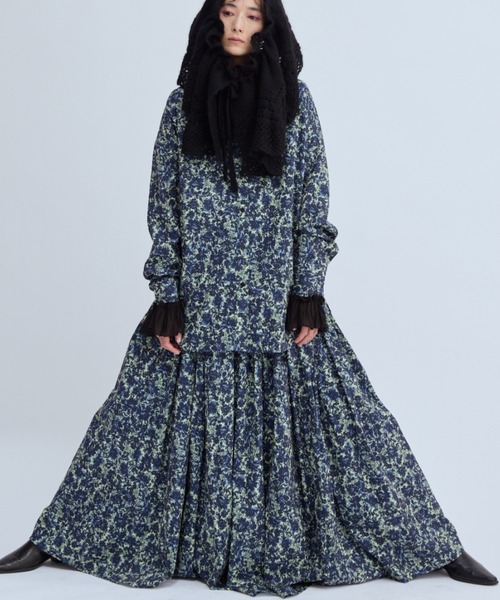 Libra Cue(リブラ キュー)の「ヴィンテージフラワーボリュームスカート(スカート・レディース・ブルー/ブラウン・FREE)」の18枚目の写真