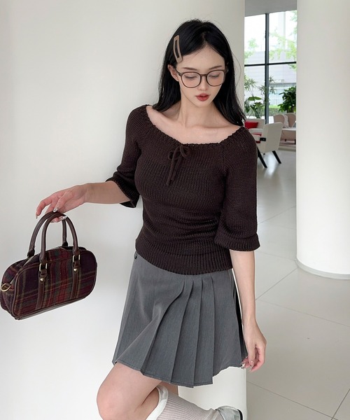 Jasmine Grandiflorum(ジャスミングランディフローラム)の「【Jasmine】2WAYフロントリボンニットプルオーバー (SS)(ニット/セーター・レディース・ダークグレー/ベージュ/ブラウン/ホワイト・FREE)」の3枚目の写真