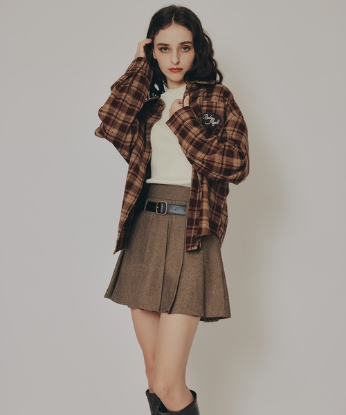 REDYAZEL(レディアゼル)の「ロゴワッペンオーバーシャツ(シャツ/ブラウス・レディース・キャメル/ピンク/ブルー系その他/ブラウン系その他・FREE)」の11枚目の写真