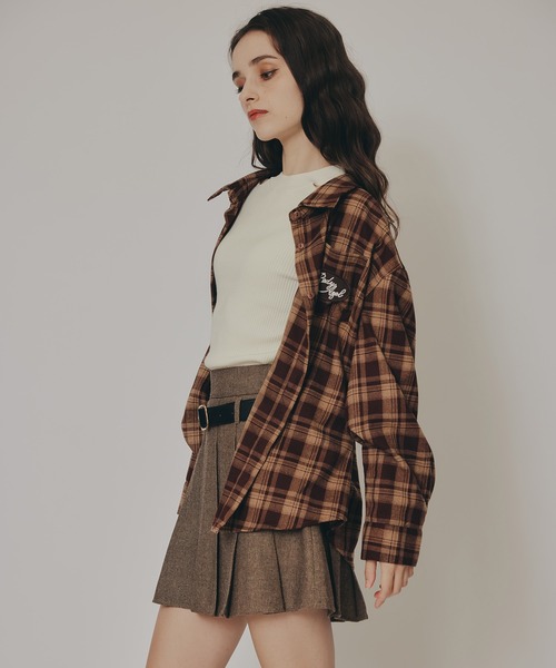 REDYAZEL(レディアゼル)の「ロゴワッペンオーバーシャツ(シャツ/ブラウス・レディース・キャメル/ピンク/ブルー系その他/ブラウン系その他・FREE)」の14枚目の写真