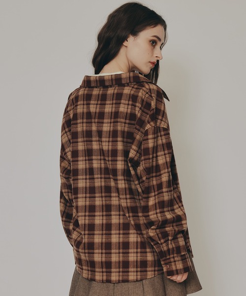 REDYAZEL(レディアゼル)の「ロゴワッペンオーバーシャツ(シャツ/ブラウス・レディース・キャメル/ピンク/ブルー系その他/ブラウン系その他・FREE)」の15枚目の写真