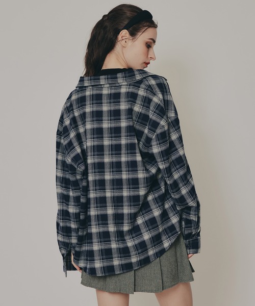 REDYAZEL(レディアゼル)の「ロゴワッペンオーバーシャツ(シャツ/ブラウス・レディース・キャメル/ピンク/ブルー系その他/ブラウン系その他・FREE)」の22枚目の写真