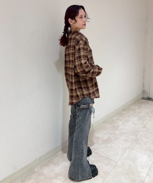 REDYAZEL(レディアゼル)の「ロゴワッペンオーバーシャツ(シャツ/ブラウス・レディース・キャメル/ピンク/ブルー系その他/ブラウン系その他・FREE)」の10枚目の写真