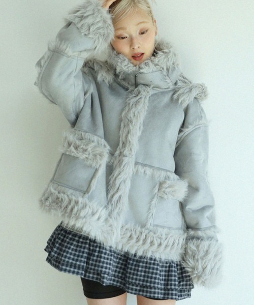 UGLY SHADOW(アグリーシャドウ)の「【Uglyshadow】REVERSIBLE SHEARLING JACKET / 【アグリーシャドウ】リバーシブルシャーリングジャケット(ブルゾン・レディース・グレー/ブラック・ONE SIZE)」の21枚目の写真