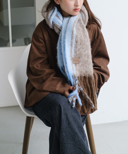 Kastane（カスタネ）の「サイドラインマフラー（マフラー・レディース・ライトグレー/ブラウン・FREE）」の12枚目の写真