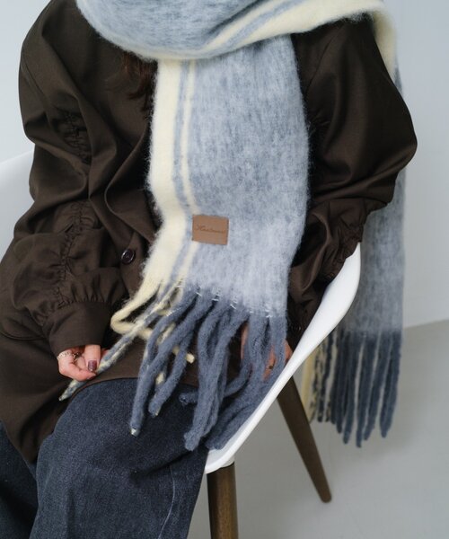 Kastane（カスタネ）の「サイドラインマフラー（マフラー・レディース・ライトグレー/ブラウン・FREE）」の17枚目の写真