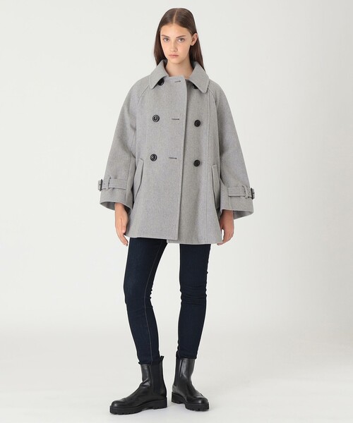 BLUE LABEL CRESTBRIDGE(ブルーレーベルクレストブリッジ)の「【一部店舗限定】ケープ風コート(その他アウター・レディース・ベージュ/グレー系その他・38/40/36)」の6枚目の写真