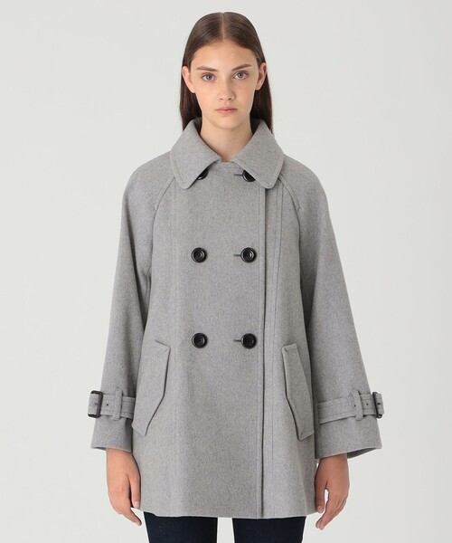 BLUE LABEL CRESTBRIDGE(ブルーレーベルクレストブリッジ)の「【一部店舗限定】ケープ風コート(その他アウター・レディース・ベージュ/グレー系その他・38/40/36)」の5枚目の写真