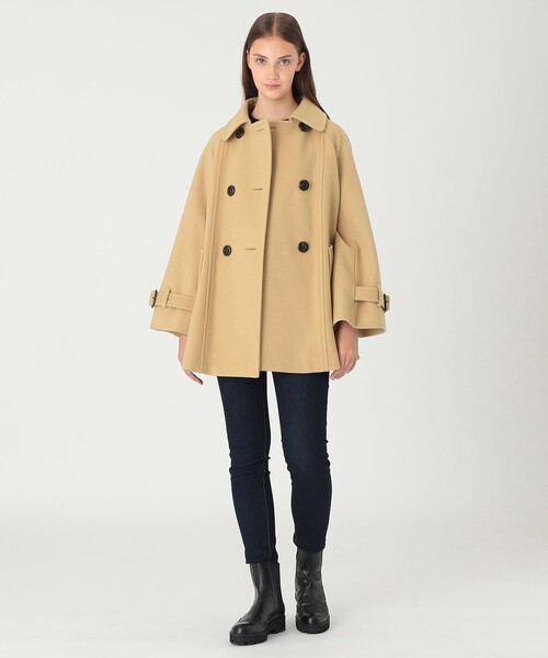 BLUE LABEL CRESTBRIDGE(ブルーレーベルクレストブリッジ)の「【一部店舗限定】ケープ風コート(その他アウター・レディース・ベージュ/グレー系その他・38/40/36)」の9枚目の写真