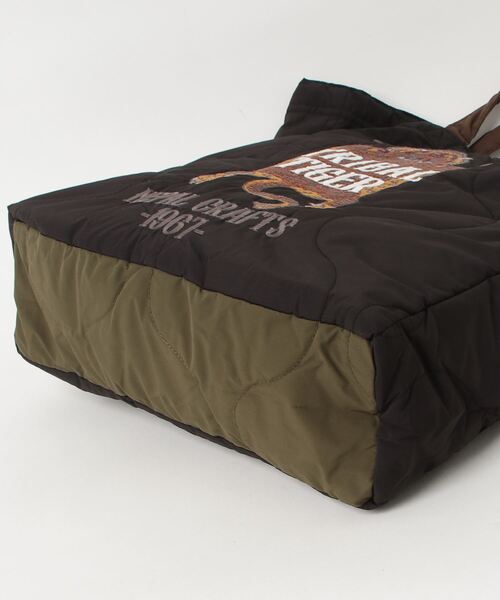 KRIFF MAYER（クリフメイヤー）の「KRIFF MAYER ｽｰﾍﾞﾆｱ刺繍ﾄｰﾄBAG（トートバッグ・メンズ・キャメル/ピンクベージュ/オリーブ/ブラック/オフホワイト/パープル・F）」の8枚目の写真