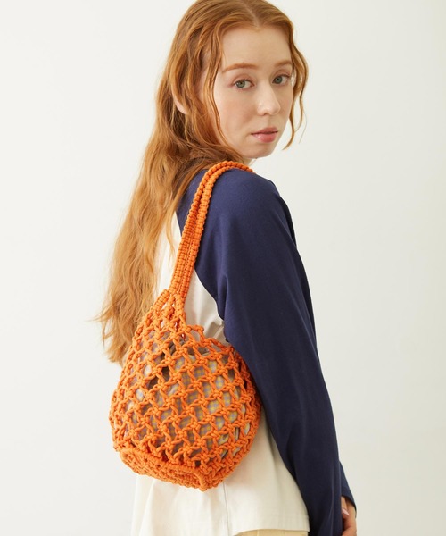 MILKFED.(ミルクフェド)の「KNITTED GINGHAM BAG(ショルダーバッグ・レディース・ライトブルー/ブラック/オレンジ・ONE SIZE)」の3枚目の写真
