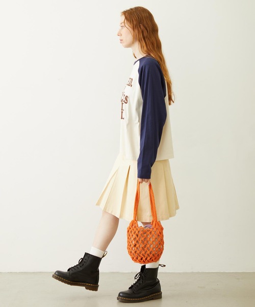 MILKFED.(ミルクフェド)の「KNITTED GINGHAM BAG(ショルダーバッグ・レディース・ライトブルー/ブラック/オレンジ・ONE SIZE)」の7枚目の写真