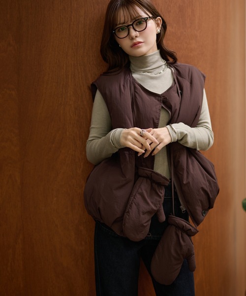 LAULEN(ローレン)の「volume down vest mitten set /ミトン付きボリュームダウンベスト(ダウンベスト・レディース・グレー/ブラウン/ブラック・FREE)」の20枚目の写真