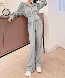 REANO（レアノ）の「ショート丈ジップパーカー&イージーパンツ セットアップ (AW)（セットアップ）」