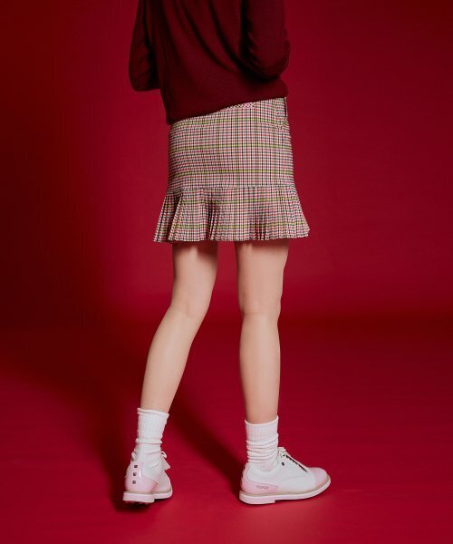 NEU GOLF(エヌイーユーゴルフ)の「GUN CLUB CHECK SKIRT - RED(スカート・レディース・その他・LARGE/MEDIUM/SMALL)」の17枚目の写真