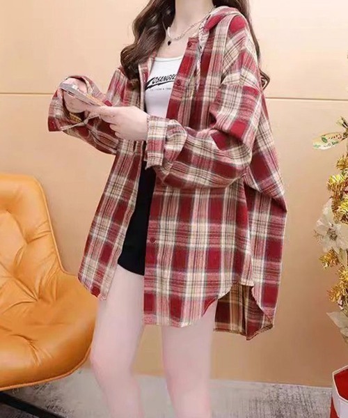 Miniministore(ミニミニストア)の「フード付き チェックシャツオーバーサイズ(シャツ/ブラウス・レディース・ワインレッド/ネイビー/ブラウン・FREE)」の11枚目の写真