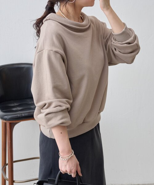 BEARDSLEY（ビアズリー）の「オフショルトレーナー（Tシャツ/カットソー・レディース・ベージュ/モカ・FREE）」の4枚目の写真