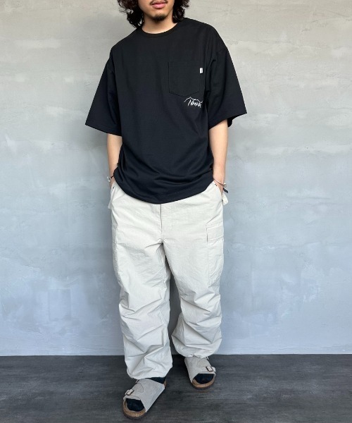 NANGA（ナンガ）の「【WEB先行予約】[NANGA/ナンガ] 別注 ルーズフィット ドローコードポケットTシャツ（Tシャツ/カットソー・レディース・ブラック/ホワイト/チャコール・XL/L/M/S）」の21枚目の写真