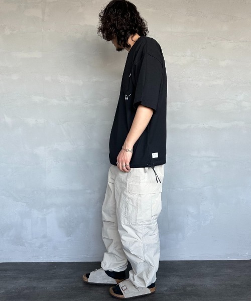 NANGA（ナンガ）の「【WEB先行予約】[NANGA/ナンガ] 別注 ルーズフィット ドローコードポケットTシャツ（Tシャツ/カットソー・レディース・ブラック/ホワイト/チャコール・XL/L/M/S）」の22枚目の写真