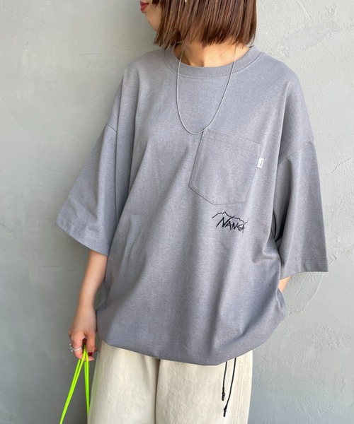 NANGA（ナンガ）の「[NANGA/ナンガ] 別注 ルーズフィット ドローコードポケットTシャツ（Tシャツ/カットソー・レディース・ブラック/ホワイト/チャコール・XL/L/M/S）」の21枚目の写真