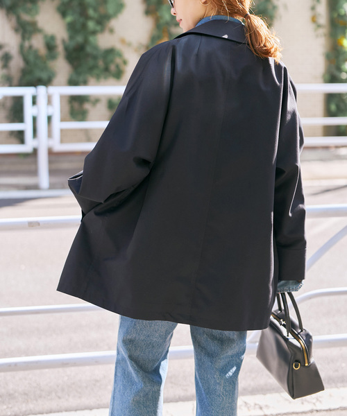 Spick & Span（スピックアンドスパン）の「TICCA / ティッカMiniテントトレンチコート（トレンチコート・レディース・ベージュ/ネイビー・MEDIUM）」の17枚目の写真