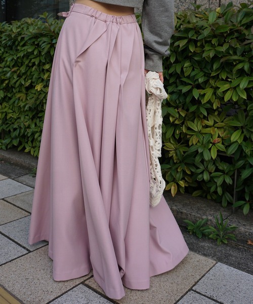 Ameri（アメリ）の「UND RANDOM TUCK FLARE SKIRT（スカート・レディース・ブラック/ピンク/グレー・SMALL/MEDIUM）」の12枚目の写真