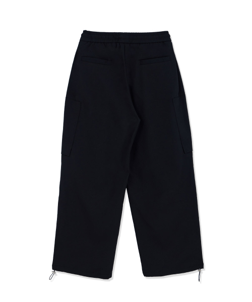 MAKEITTO(メイキット)の「TWO TUCK WIDE PARACHUTE CARGO PANTS_BLACK(その他パンツ・メンズ・その他・LARGE/X-LARGE/XX-LARGE/MEDIUM)」の7枚目の写真