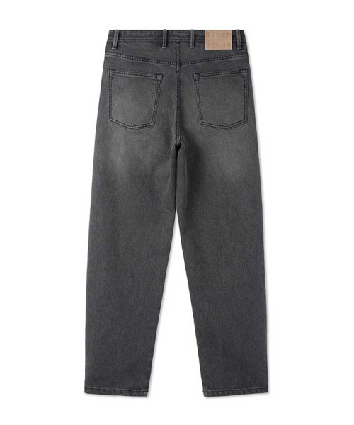BLACKBROWN（ブラックブラウン）の「ディストロイドテーパードフィットデニムパンツ [WASHED GRAY]（デニムパンツ・メンズ・その他・SMALL/MEDIUM/LARGE/X-LARGE/XX-LARGE）」の2枚目の写真