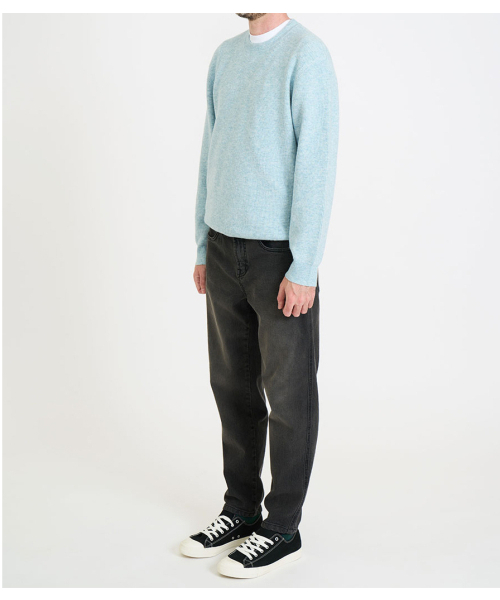 BLACKBROWN（ブラックブラウン）の「ディストロイドテーパードフィットデニムパンツ [WASHED GRAY]（デニムパンツ・メンズ・その他・SMALL/MEDIUM/LARGE/X-LARGE/XX-LARGE）」の4枚目の写真