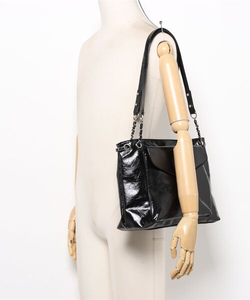 MASHIRO(マシロ)の「【MASHIRO】チェーンミックスショルダーバッグ(MA/EK485)(ショルダーバッグ・レディース・オフホワイト/レッド/ブラック・FREE)」の20枚目の写真