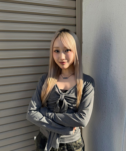 DAESE TOKYO(デセトウキョウ)の「『DAESE TOKYO/デセトウキョウ』リボンデザインロンT(Tシャツ/カットソー・レディース・グレー/レッド・FREE)」の4枚目の写真