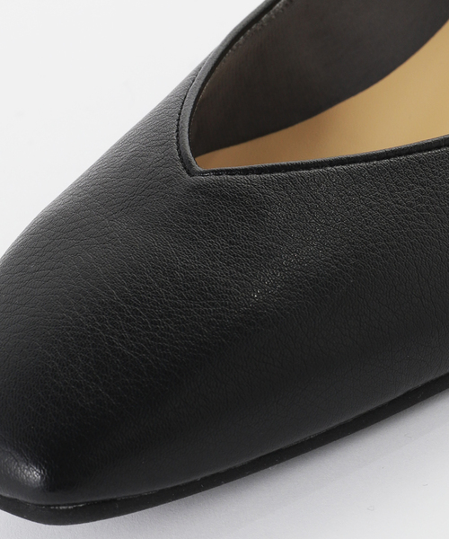 LE TALON（ルタロン）の「≪追加≫スクエアVカットフラット（その他シューズ・レディース・ブラック系その他・23.5cm/23cm/22.5cm/22cm/21.5/21/25.5cm/25cm/24.5cm/24cm）」の21枚目の写真